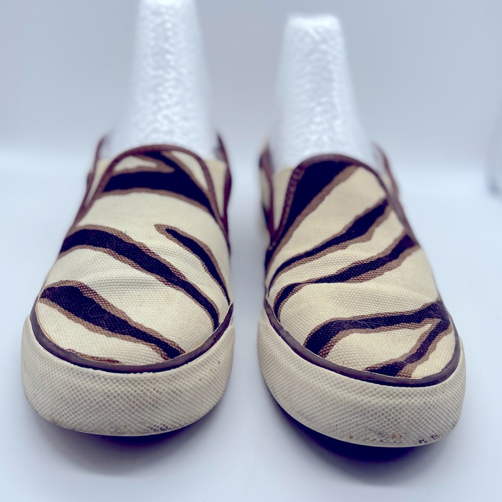 Michael Kors Animal Print slip on sneaker Size 6